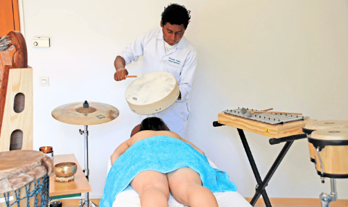 Integrierte Taktile Musiktherapie mit taktilen Stimulationstechniken